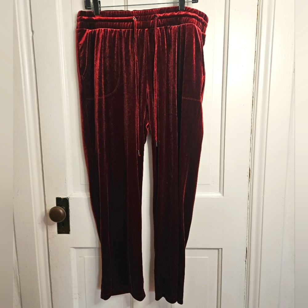 Torrid Women's Burgundy Velvet Lounge Stretch Pull on Pants size 1